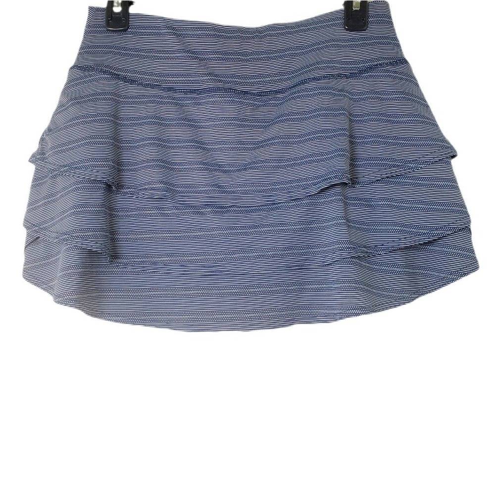 Athleta Navy Blue Dot Stripe Swagger Skort Size M Tiered Tennis Pickleball Skirt